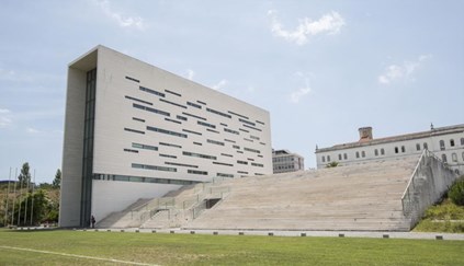 Universidade Nova de Lisboa